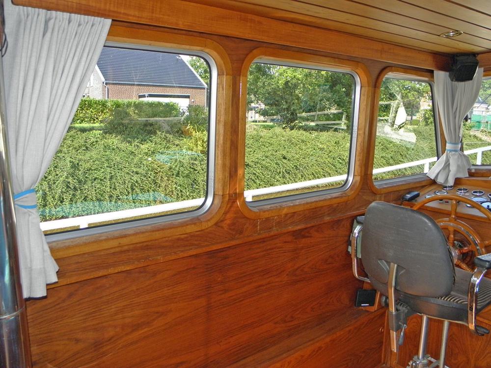 Steuerhaus, Innenausstattung